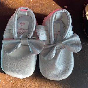 Ava Olivia baby shoes 0-6mos